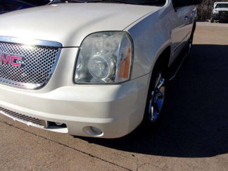 Used 2012 GMC Yukon Denali image 1