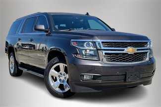 Used 2017 Chevrolet Suburban LT image 1