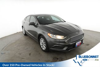 Used 2017 Ford Fusion SE w/ Fusion SE Technology Package image 1