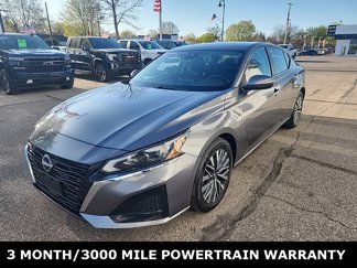 Used 2023 Nissan Altima 2.5 SV image 1