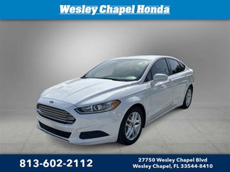 Used 2015 Ford Fusion SE image 1