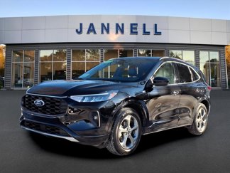 Used 2023 Ford Escape ST-Line Select w/ Class II Trailer Tow Package image 1