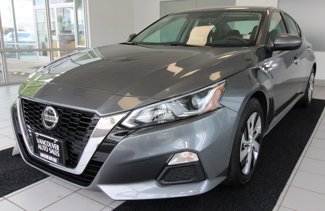 Used 2020 Nissan Altima 2.5 S image 1