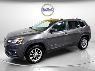 Used 2019 Jeep Cherokee Latitude Plus w/ Cold Weather Group image 1