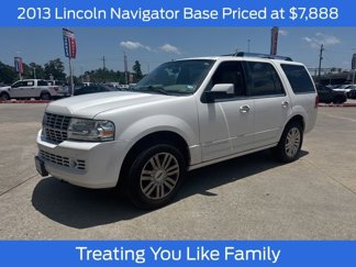 Used 2013 Lincoln Navigator 2WD w/ HD Trailer Tow Pkg image 1