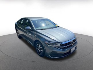 Used 2024 Volkswagen Jetta S image 1