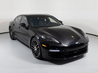 Used 2023 Porsche Panamera GTS image 1