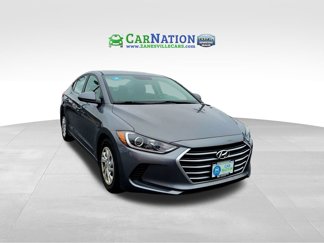 Used 2018 Hyundai Elantra SE image 1