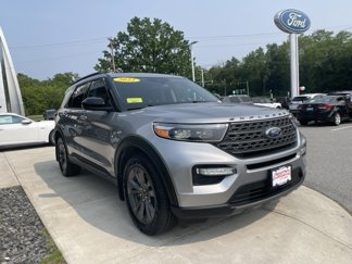 Certified 2022 Ford Explorer XLT w/ Equipment Group 202A image 1