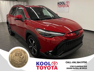 Certified 2024 Toyota Corolla Cross XSE image 1