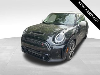 Certified 2023 MINI Cooper S image 1