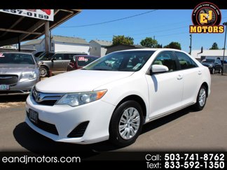 Used 2012 Toyota Camry LE image 1