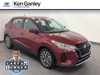 Used 2022 Nissan Kicks SV image 1