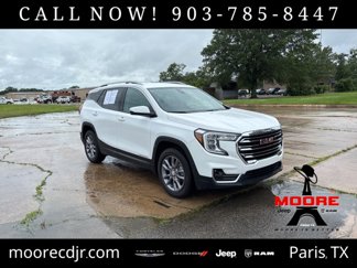 Used 2023 GMC Terrain SLT image 1