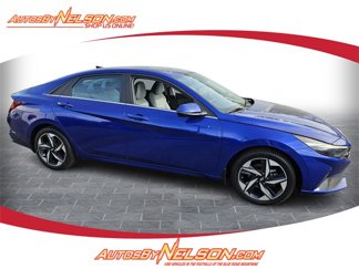 Used 2023 Hyundai Elantra Limited image 1