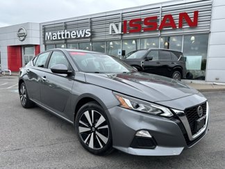 Certified 2022 Nissan Altima 2.5 SV image 1