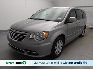 Used 2016 Chrysler Town & Country Touring image 1