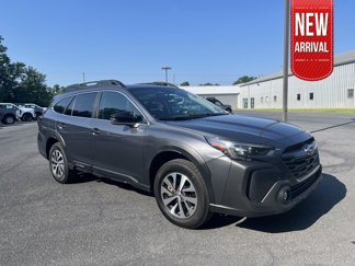 Used 2023 Subaru Outback Premium image 1