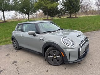 Used 2023 MINI Cooper SE image 1
