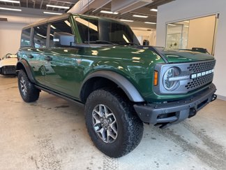Used 2024 Ford Bronco Badlands image 1