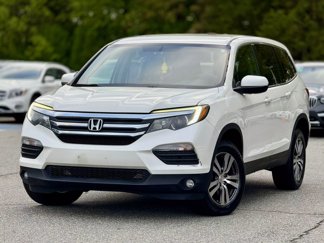 Used 2017 Honda Pilot EX image 1