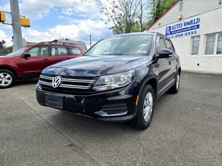 Used 2014 Volkswagen Tiguan S image 1