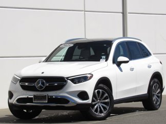 Used 2025 Mercedes-Benz GLC 300 4MATIC image 1