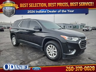 Used 2021 Chevrolet Traverse LT image 1