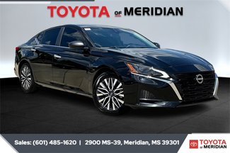 Used 2024 Nissan Altima 2.5 SV image 1
