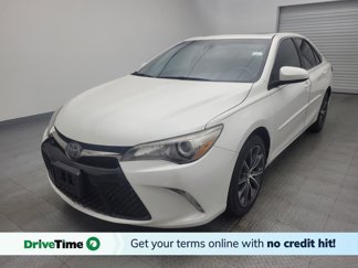 Used 2017 Toyota Camry SE image 1