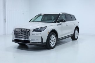 Used 2023 Lincoln Corsair AWD w/ Rear Removable Package Tray image 1