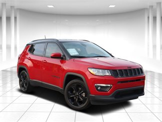 Used 2020 Jeep Compass Latitude image 1