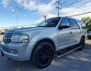 Used 2007 Lincoln Navigator Ultimate image 1