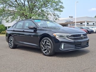 Certified 2022 Volkswagen Jetta SEL image 1