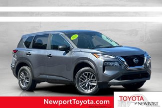 Used 2023 Nissan Rogue S image 1
