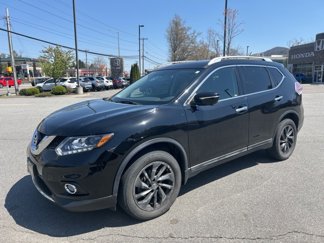 Used 2015 Nissan Rogue SL w/ SL Premium Package image 1