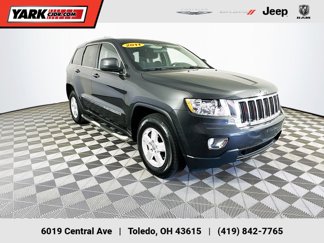 Used 2011 Jeep Grand Cherokee Laredo image 1