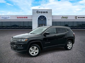 Used 2022 Jeep Compass Latitude image 1