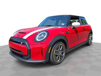 Used 2023 MINI Cooper SE image 1