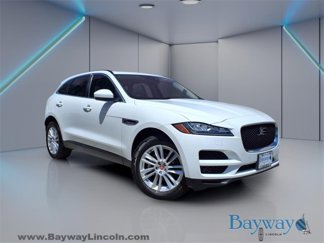 Used 2019 Jaguar F-PACE Prestige image 1