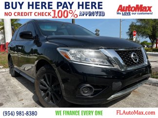 Used 2014 Nissan Pathfinder S image 1