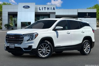Used 2022 GMC Terrain SLT image 1