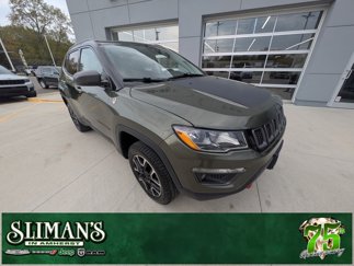 Used 2019 Jeep Compass Trailhawk image 1