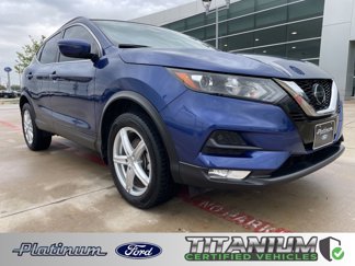 Used 2020 Nissan Rogue Sport SV w/ All-Weather Package image 1