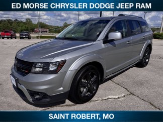 Used 2020 Dodge Journey Crossroad image 1