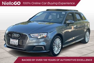 Used 2018 Audi A3 e-tron Premium image 1