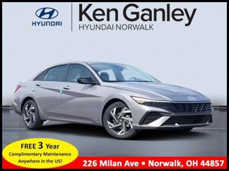 New 2025 Hyundai Elantra Sport image 1