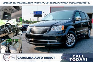 Used 2013 Chrysler Town & Country Touring-L w/ Driver Convenience Group image 1