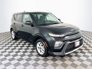 Used 2022 Kia Soul S image 1