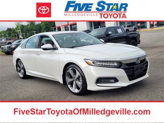 Used 2018 Honda Accord Touring image 1